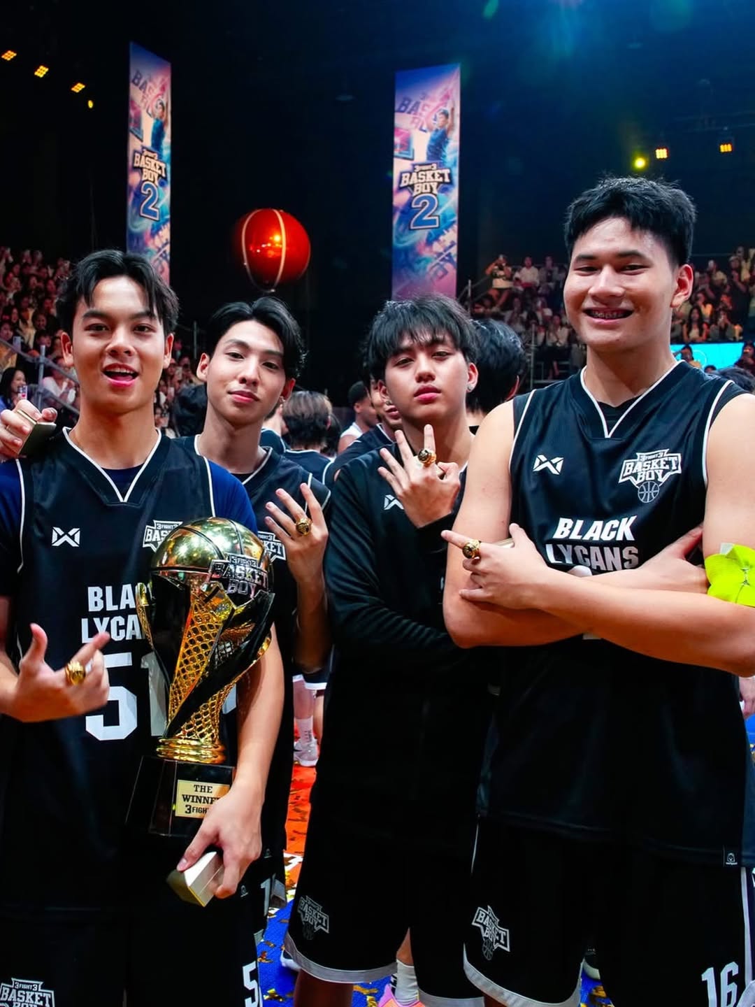 โอม - ปัณฑพล ประสารราชกิจ