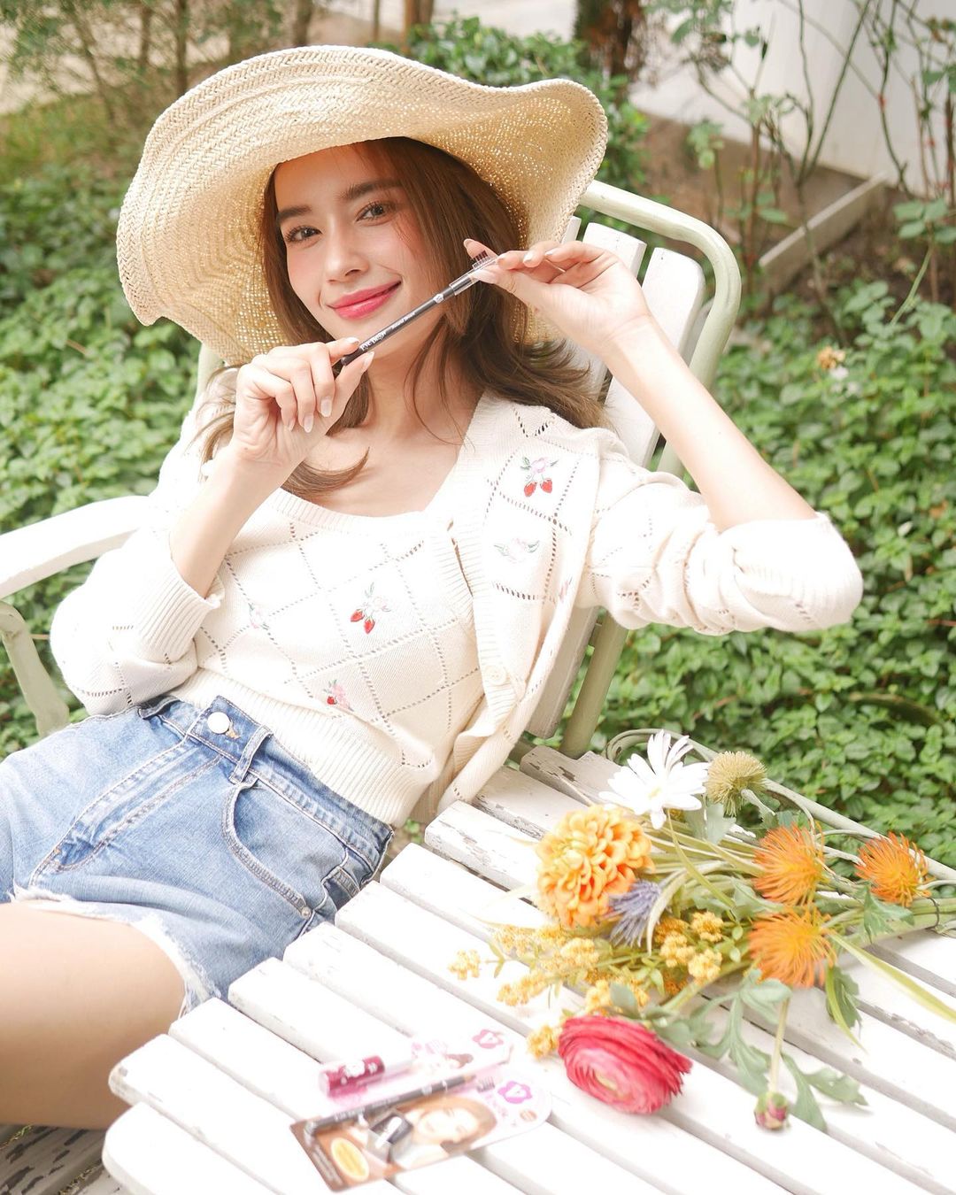 วิว - วรรณรท สนธิไชย