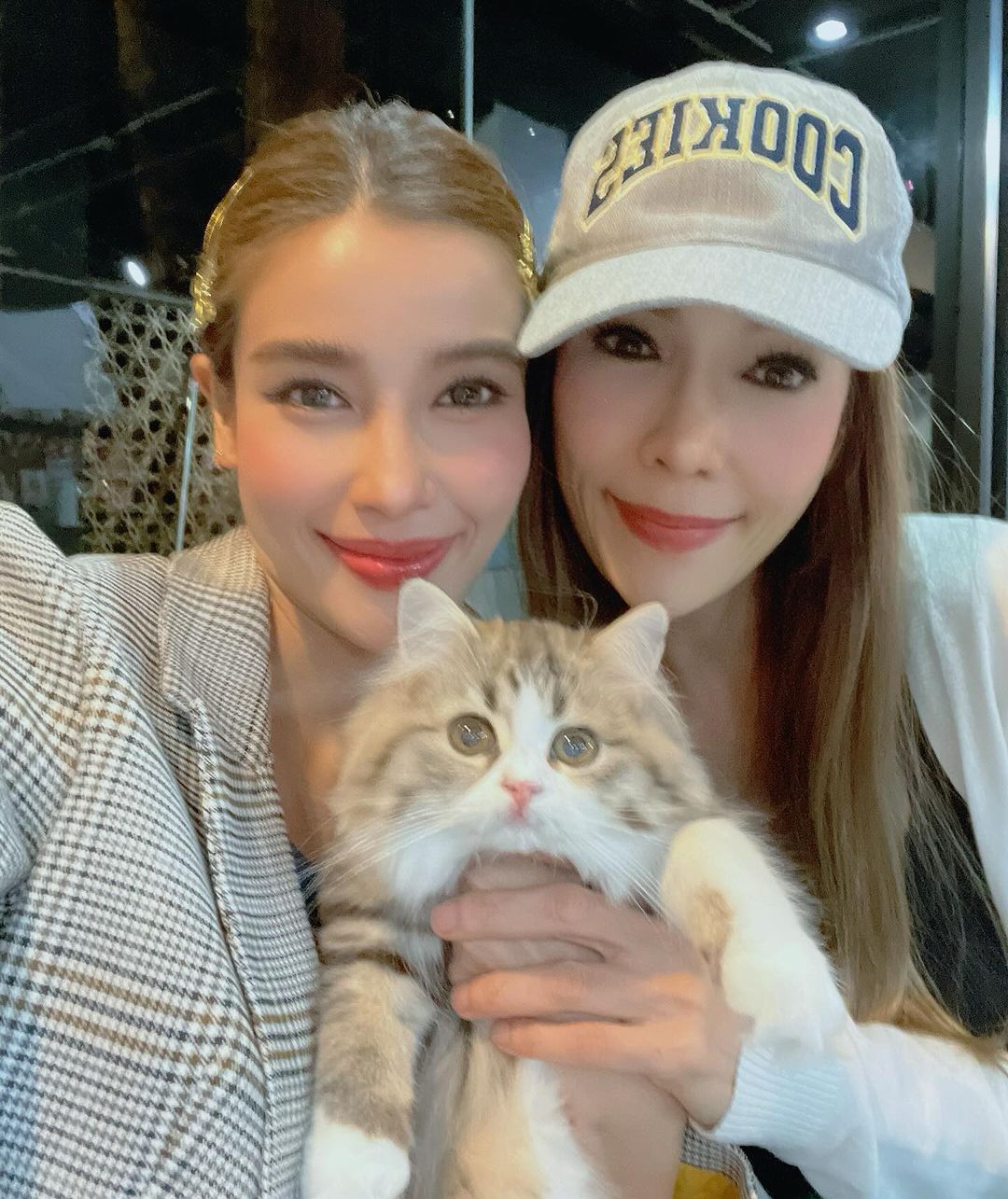 วิว - วรรณรท สนธิไชย