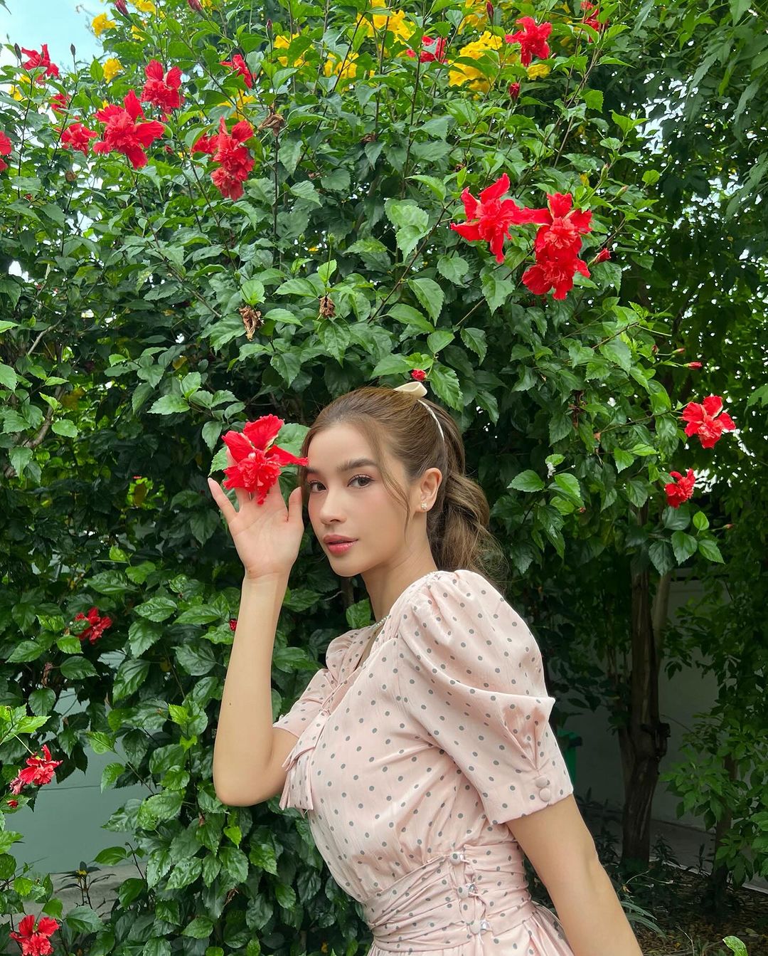 วิว - วรรณรท สนธิไชย