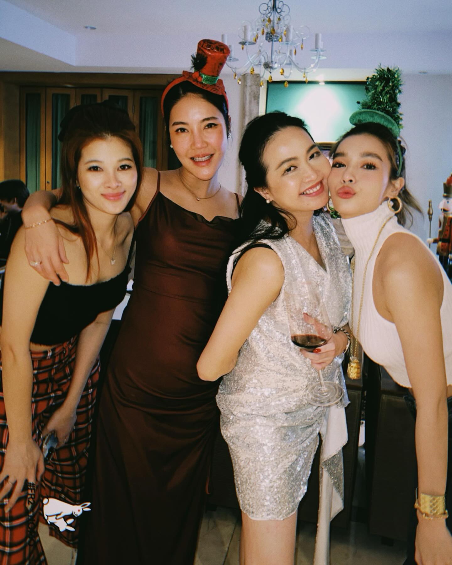 วิว - วรรณรท สนธิไชย