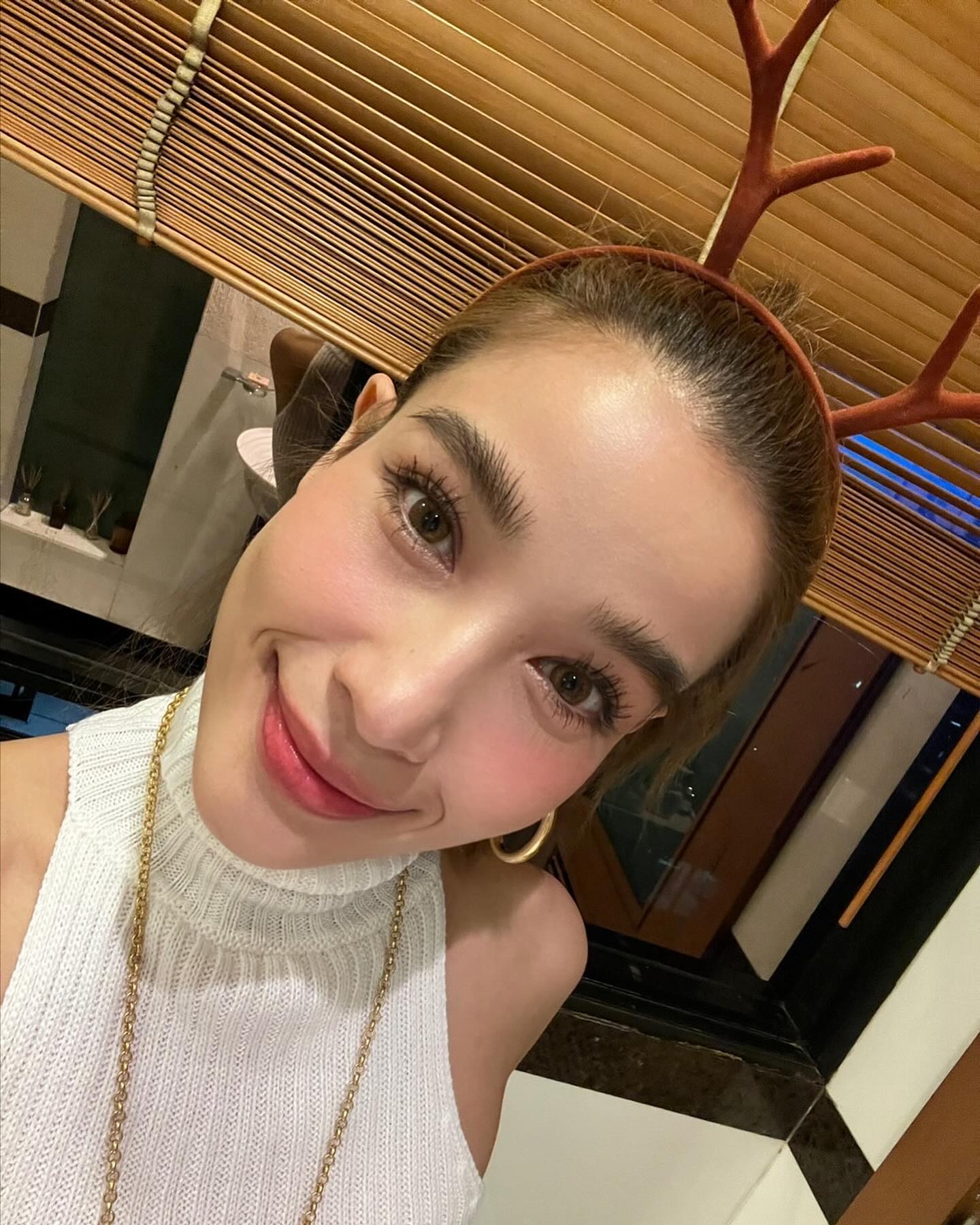 วิว - วรรณรท สนธิไชย