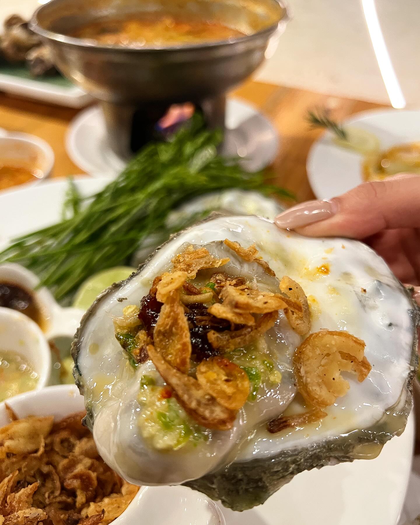 วิว - วรรณรท สนธิไชย