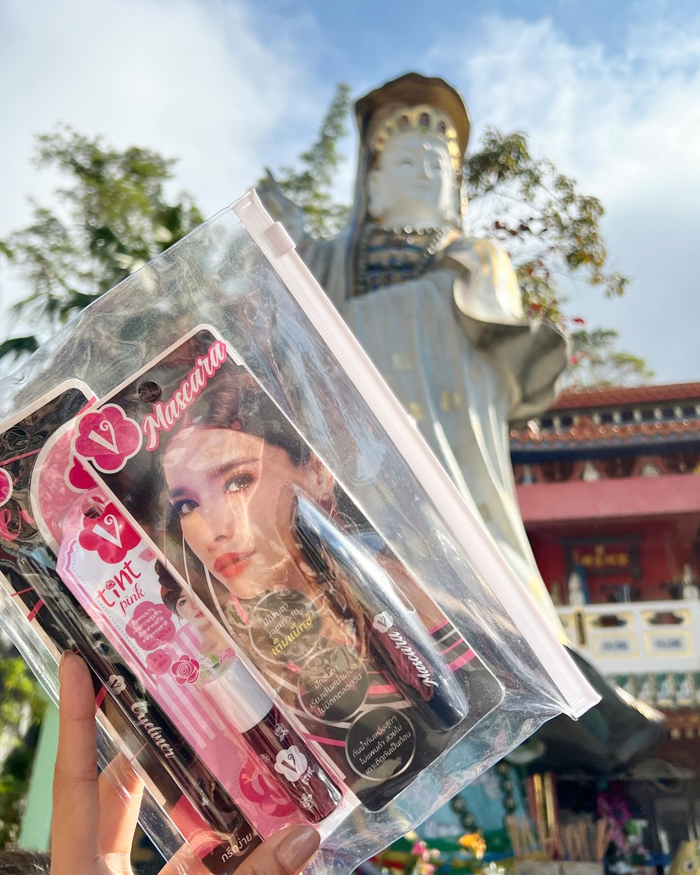 วิว - วรรณรท สนธิไชย