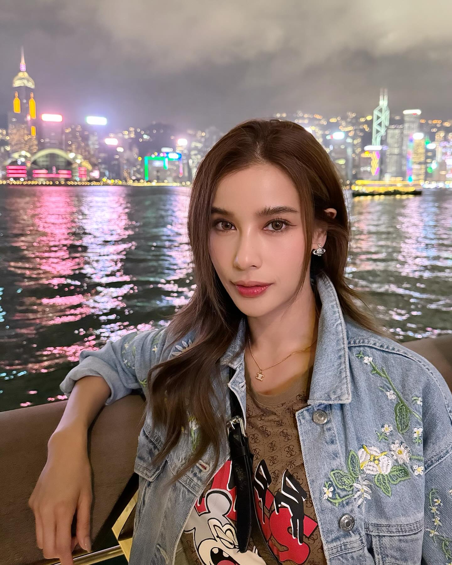 วิว - วรรณรท สนธิไชย