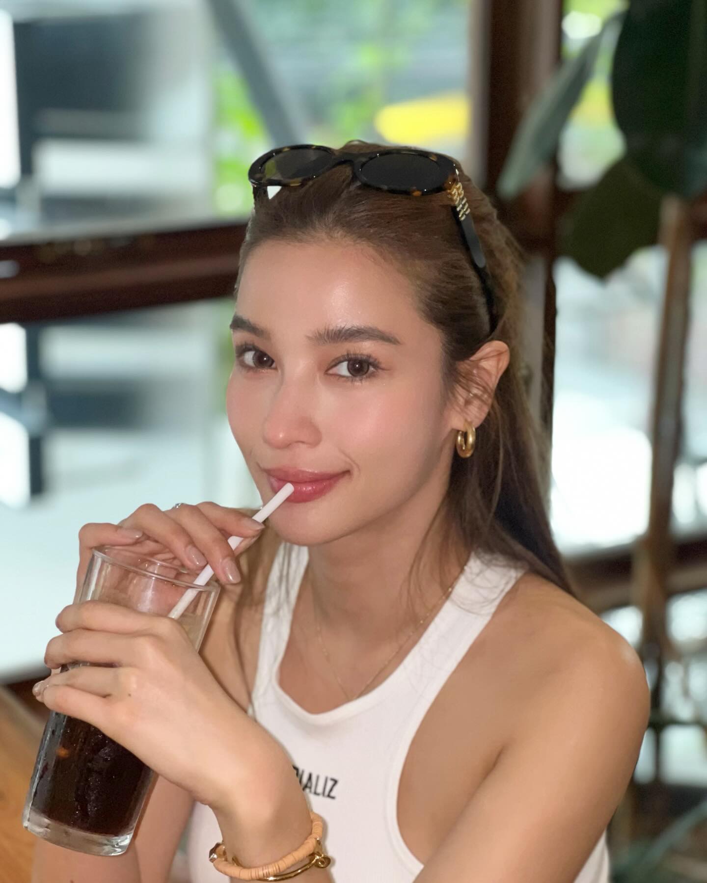 วิว - วรรณรท สนธิไชย