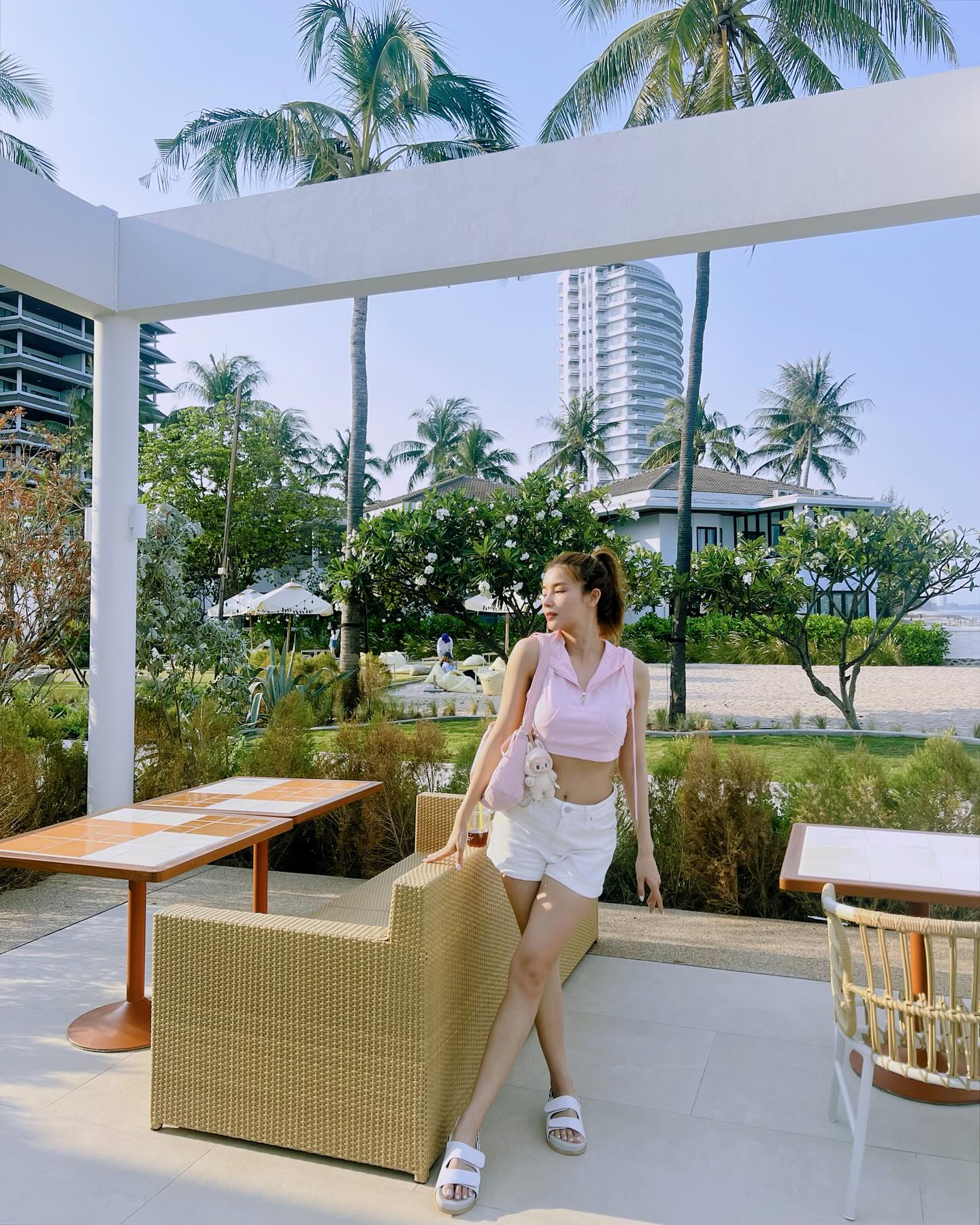 วิว - วรรณรท สนธิไชย