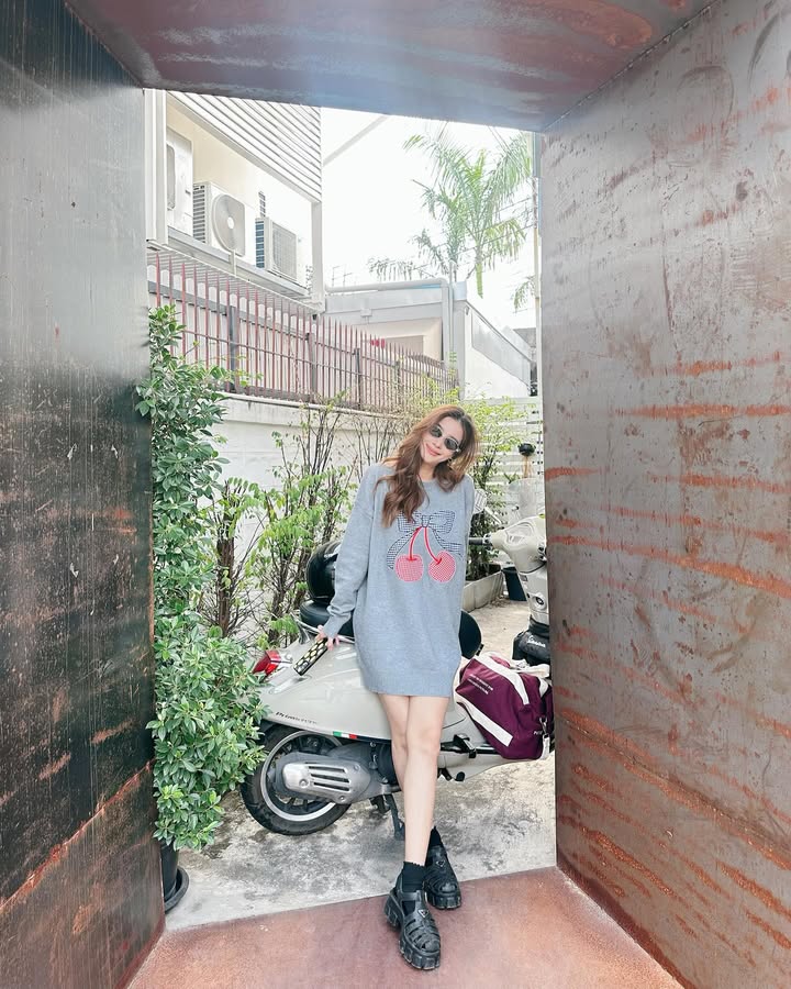 วิว - วรรณรท สนธิไชย