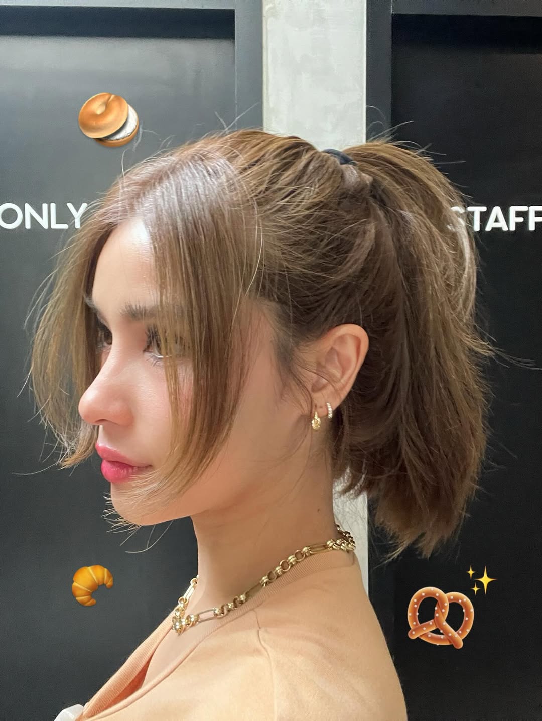 วิว - วรรณรท สนธิไชย