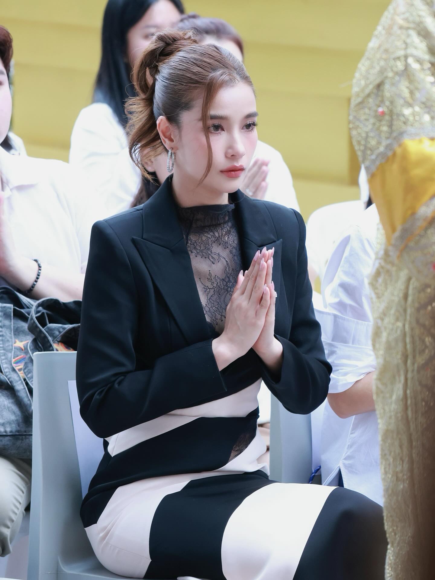 วิว - วรรณรท สนธิไชย