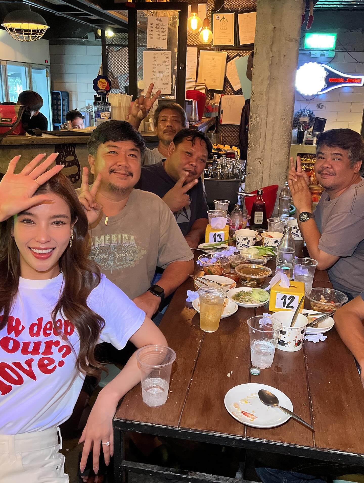 วิว - วรรณรท สนธิไชย