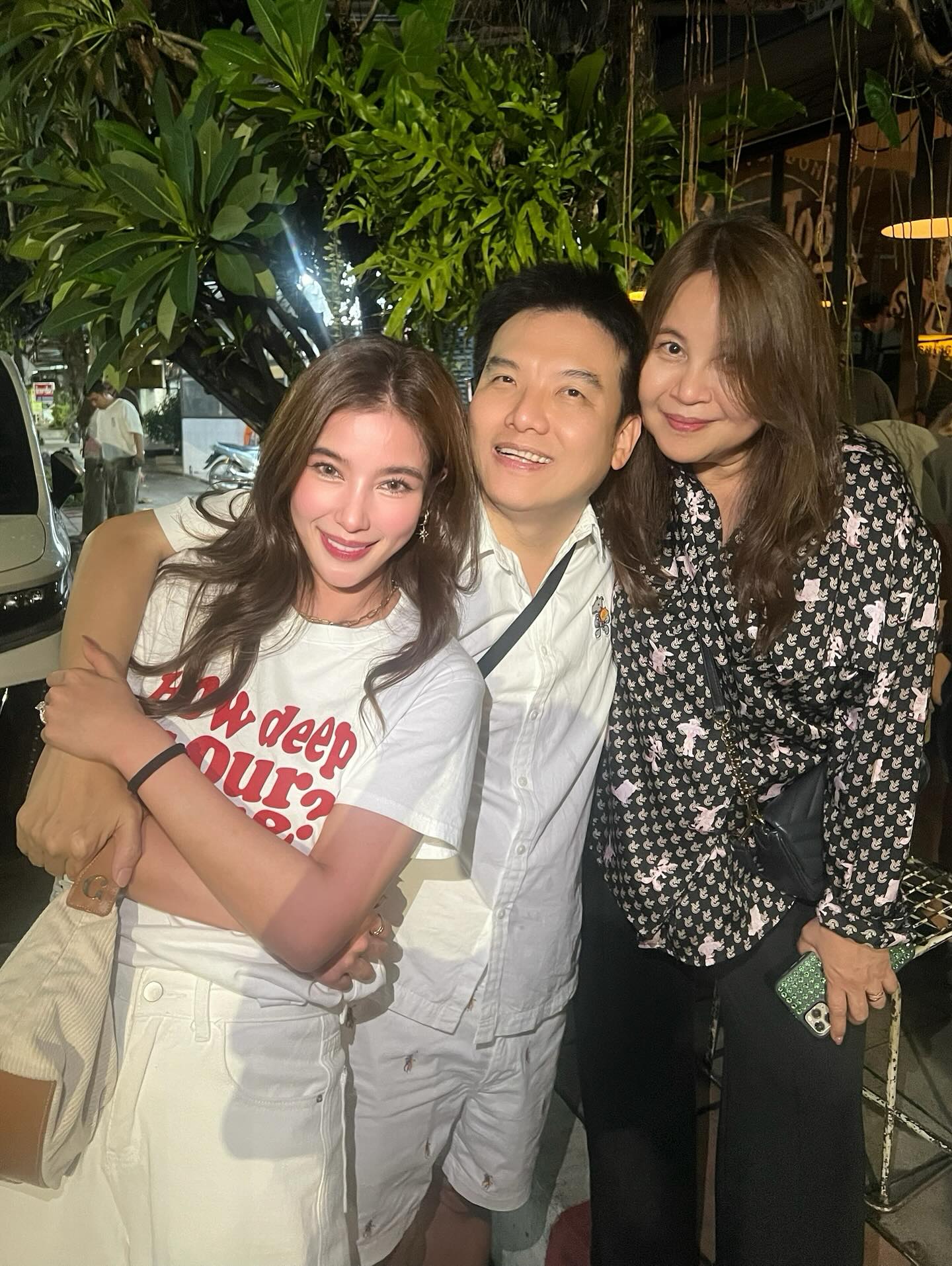 วิว - วรรณรท สนธิไชย