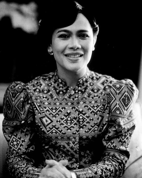 วิว - วรรณรท สนธิไชย