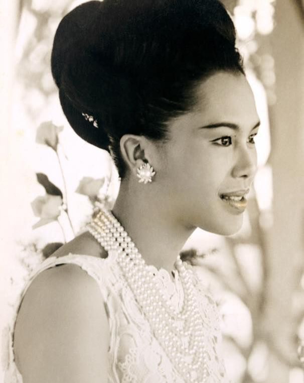 วิว - วรรณรท สนธิไชย