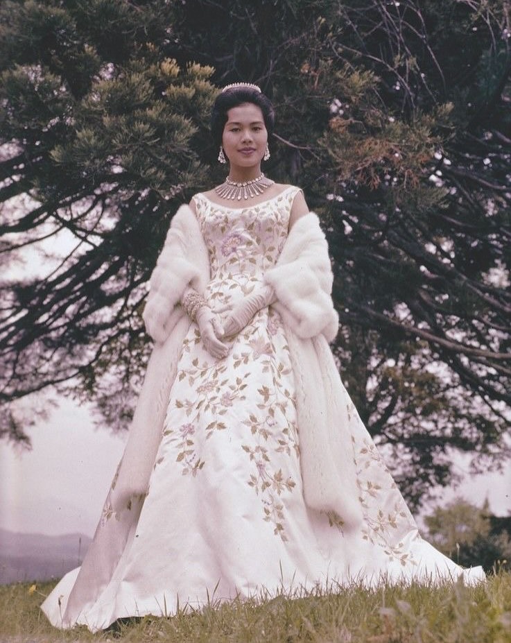 วิว - วรรณรท สนธิไชย