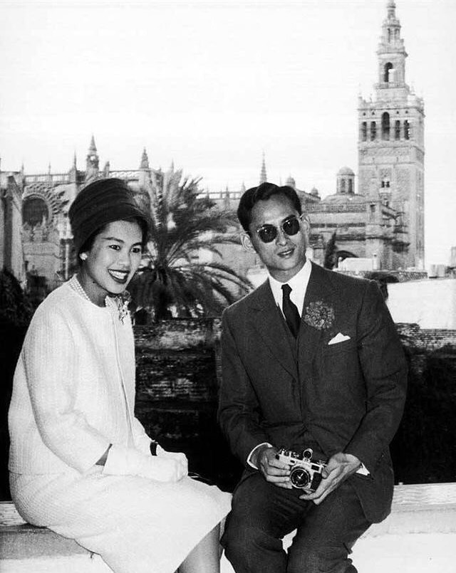 วิว - วรรณรท สนธิไชย