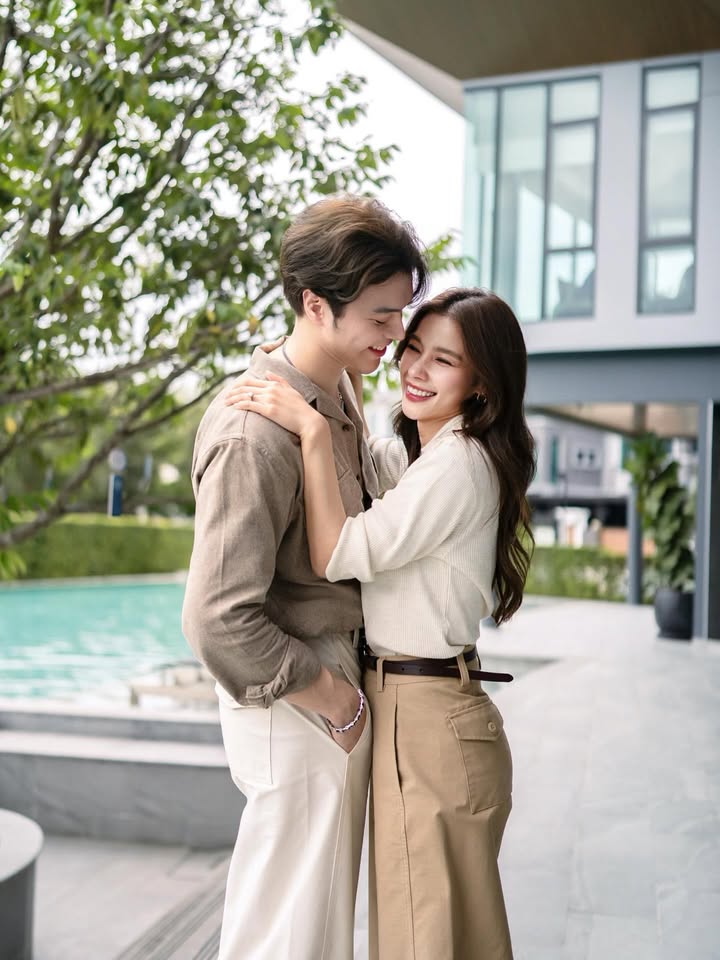 วิว - วรรณรท สนธิไชย