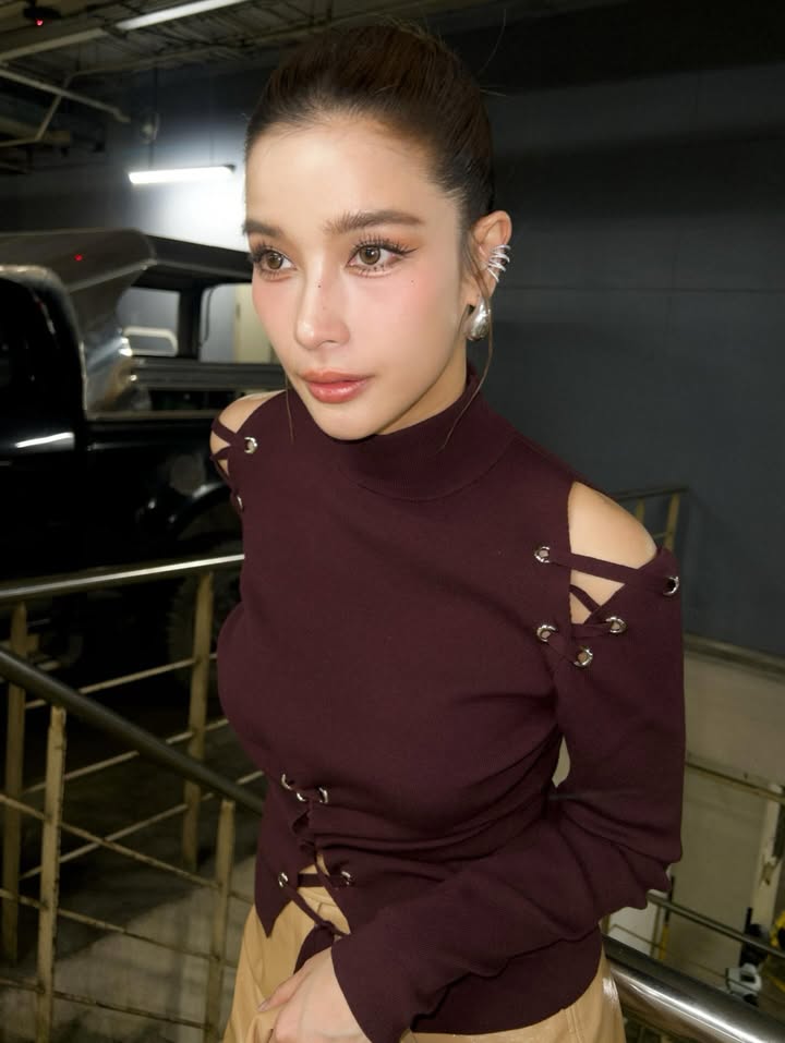 วิว - วรรณรท สนธิไชย