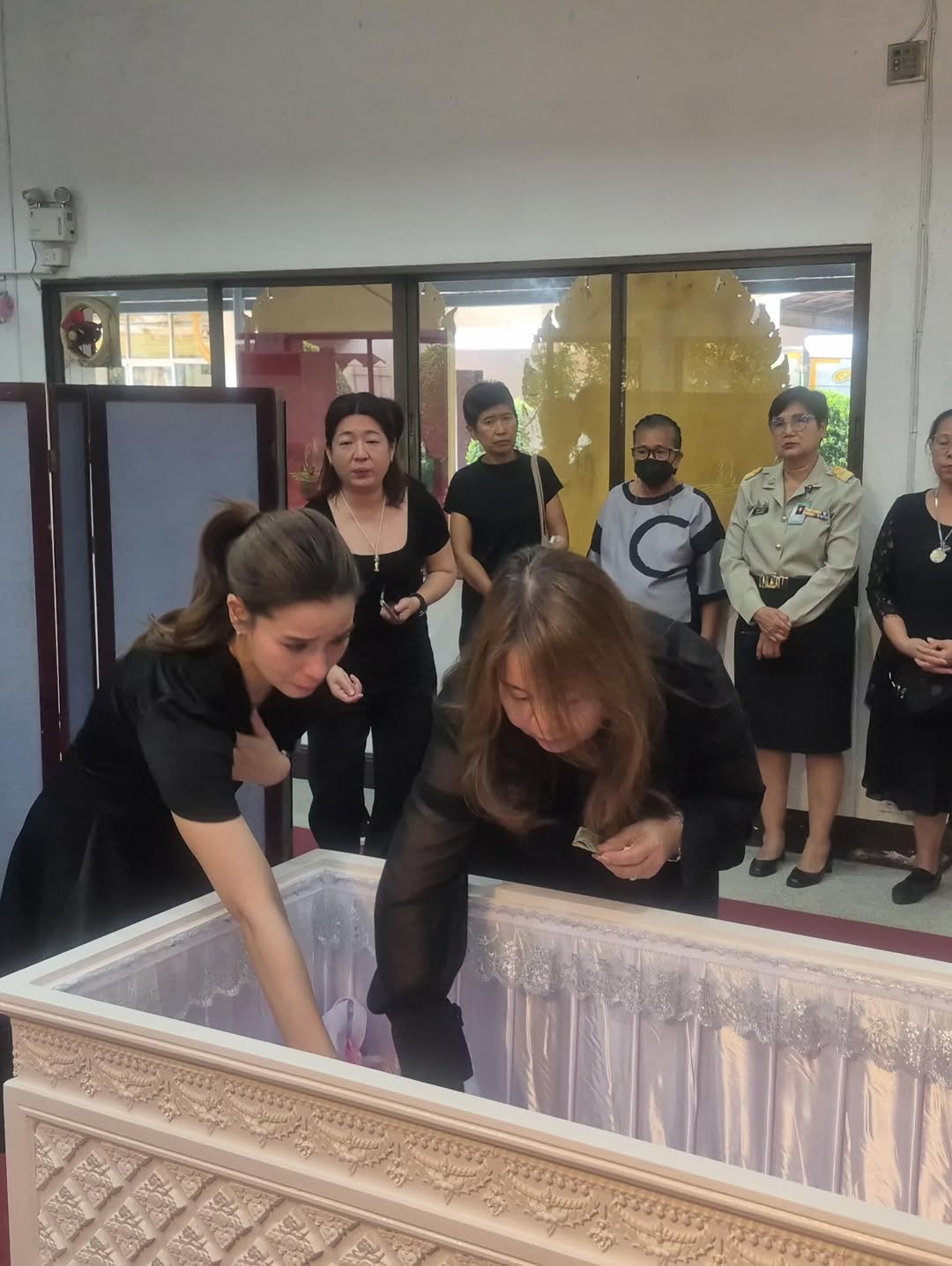 วิว - วรรณรท สนธิไชย