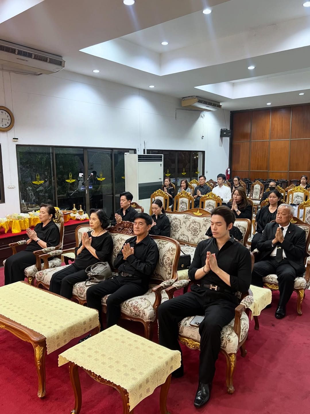 วิว - วรรณรท สนธิไชย