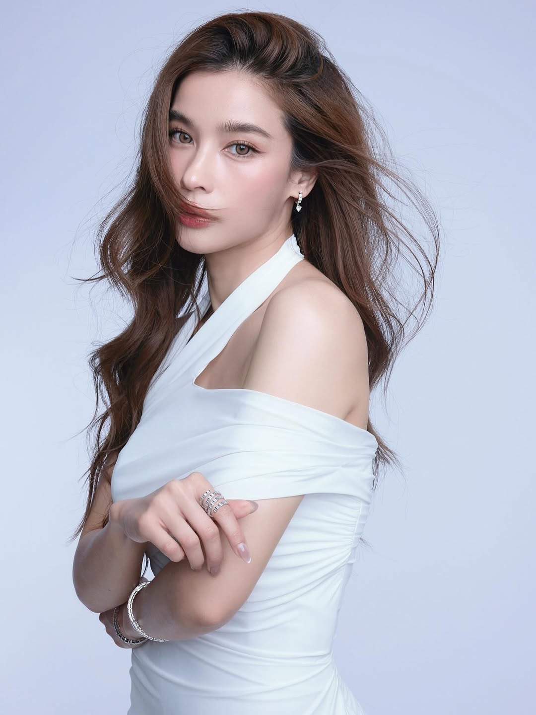 วิว - วรรณรท สนธิไชย