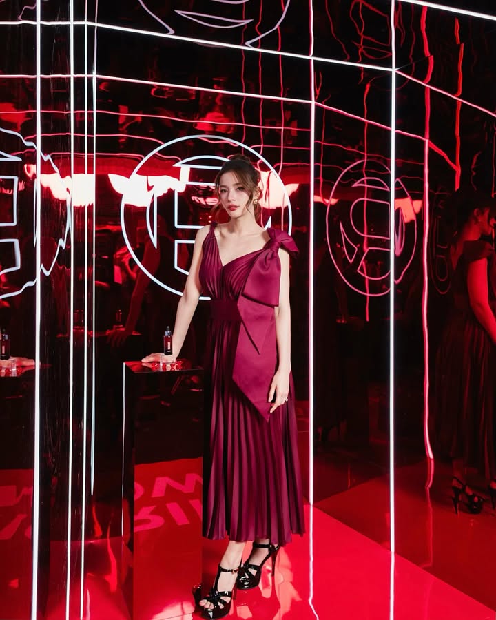 วิว - วรรณรท สนธิไชย