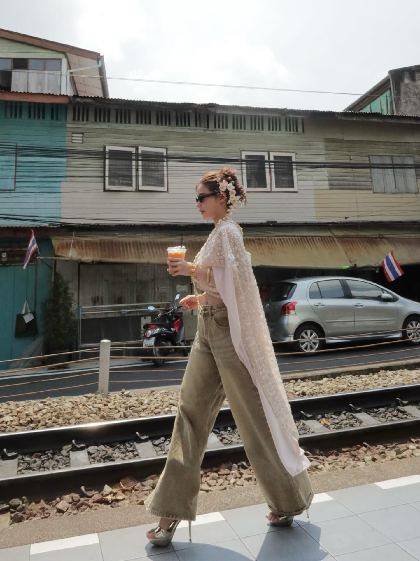 วิว - วรรณรท สนธิไชย