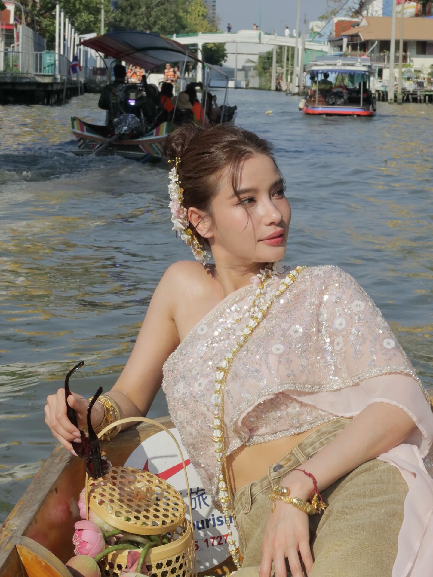 วิว - วรรณรท สนธิไชย