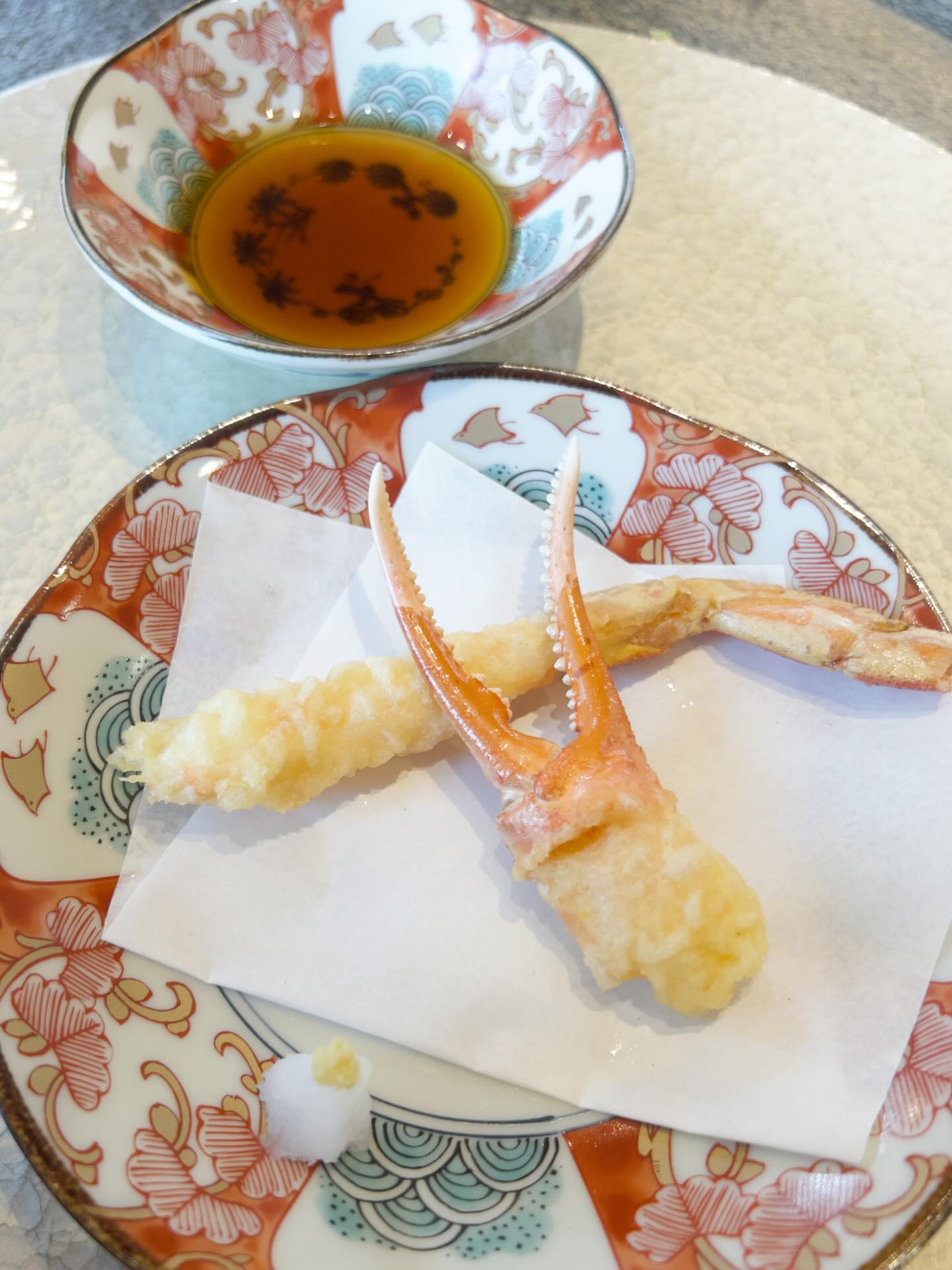 วิว - วรรณรท สนธิไชย