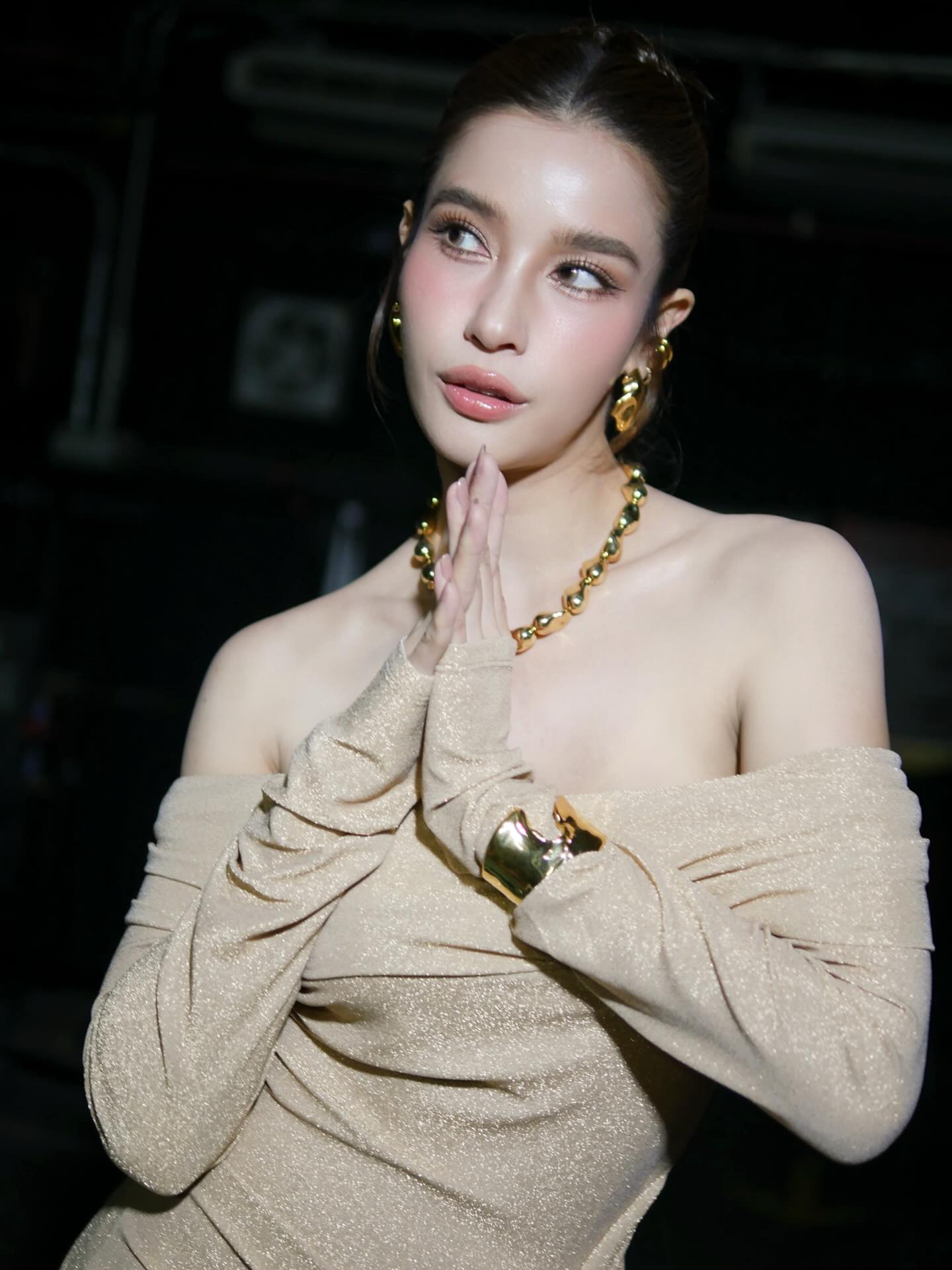 วิว - วรรณรท สนธิไชย