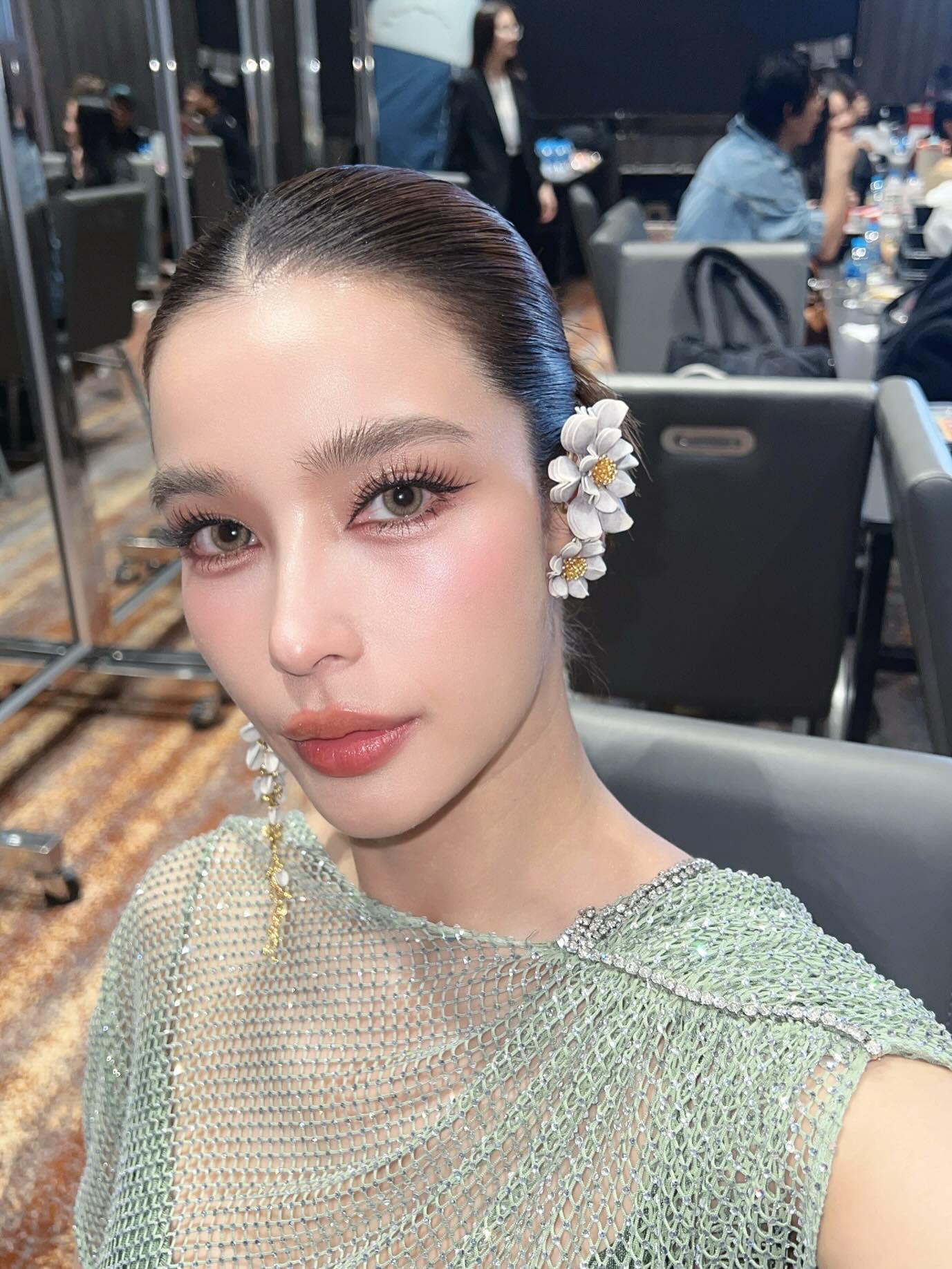 วิว - วรรณรท สนธิไชย