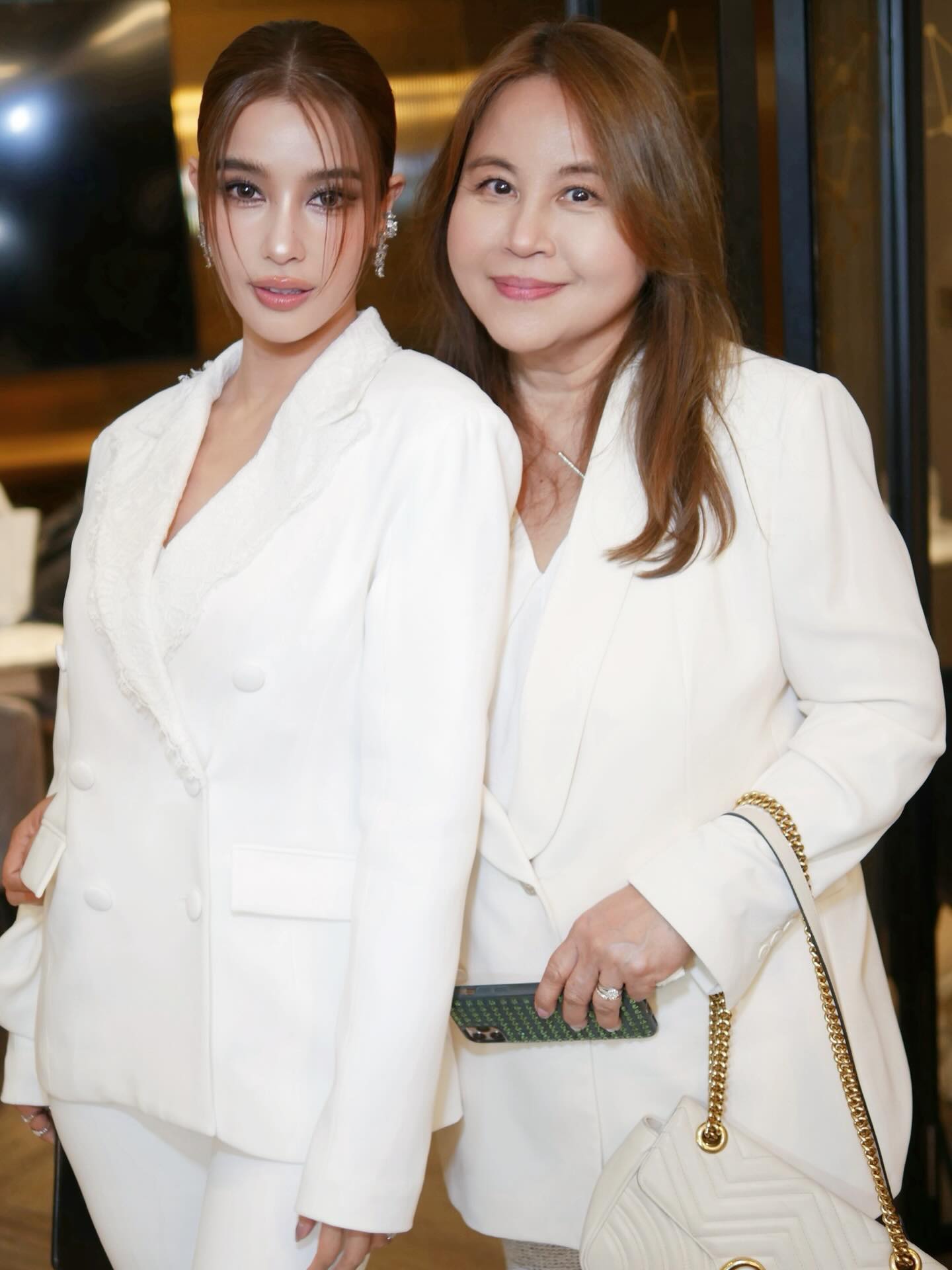 วิว - วรรณรท สนธิไชย