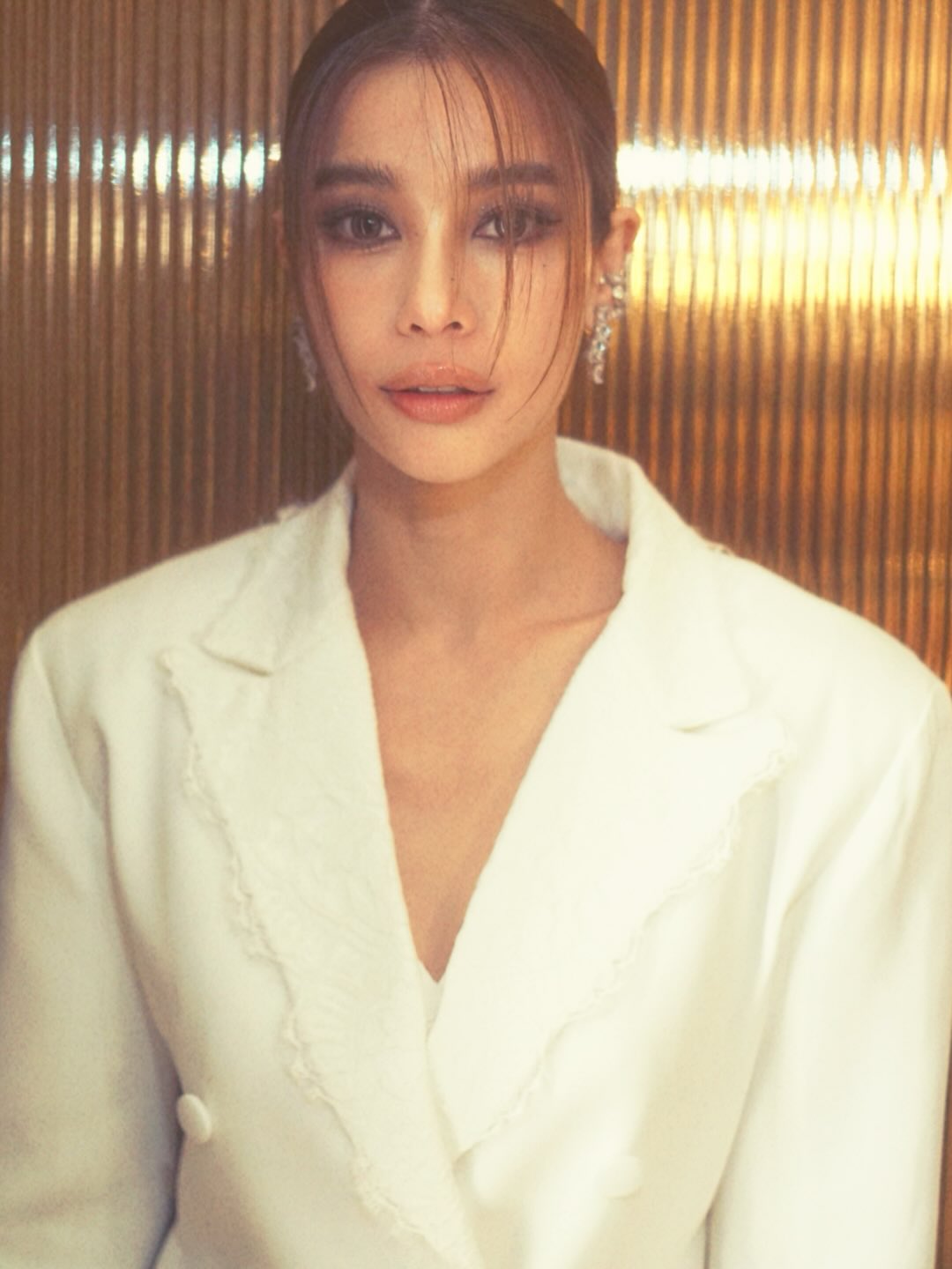 วิว - วรรณรท สนธิไชย