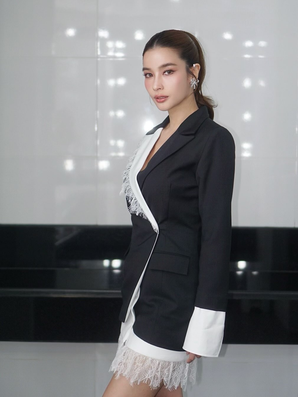 วิว - วรรณรท สนธิไชย