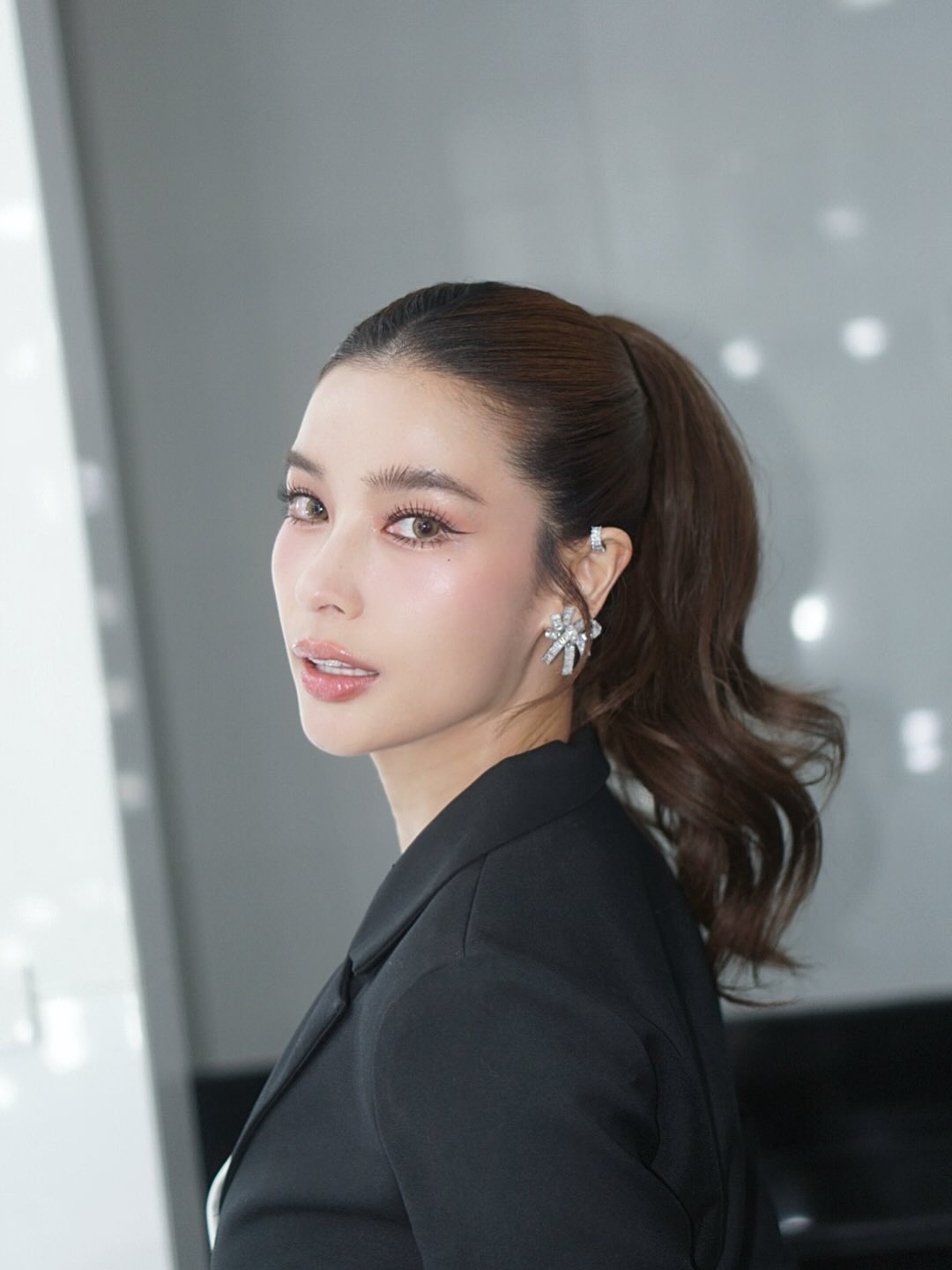 วิว - วรรณรท สนธิไชย