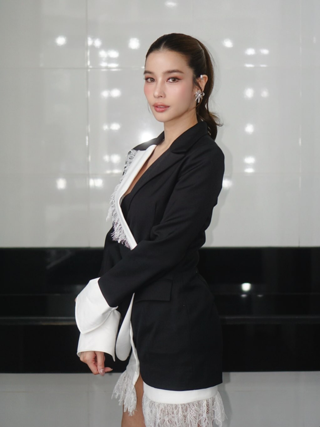 วิว - วรรณรท สนธิไชย