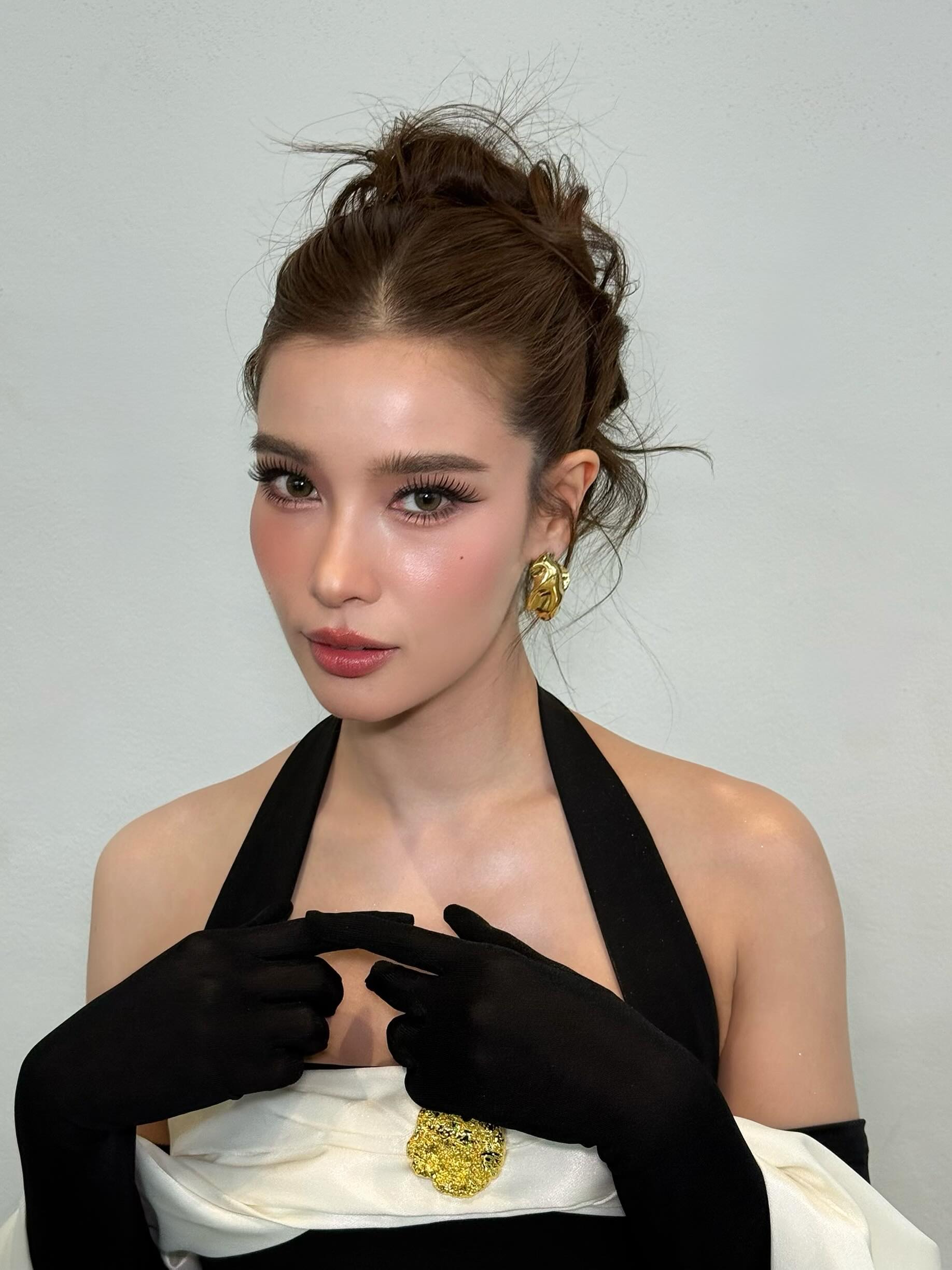 วิว - วรรณรท สนธิไชย