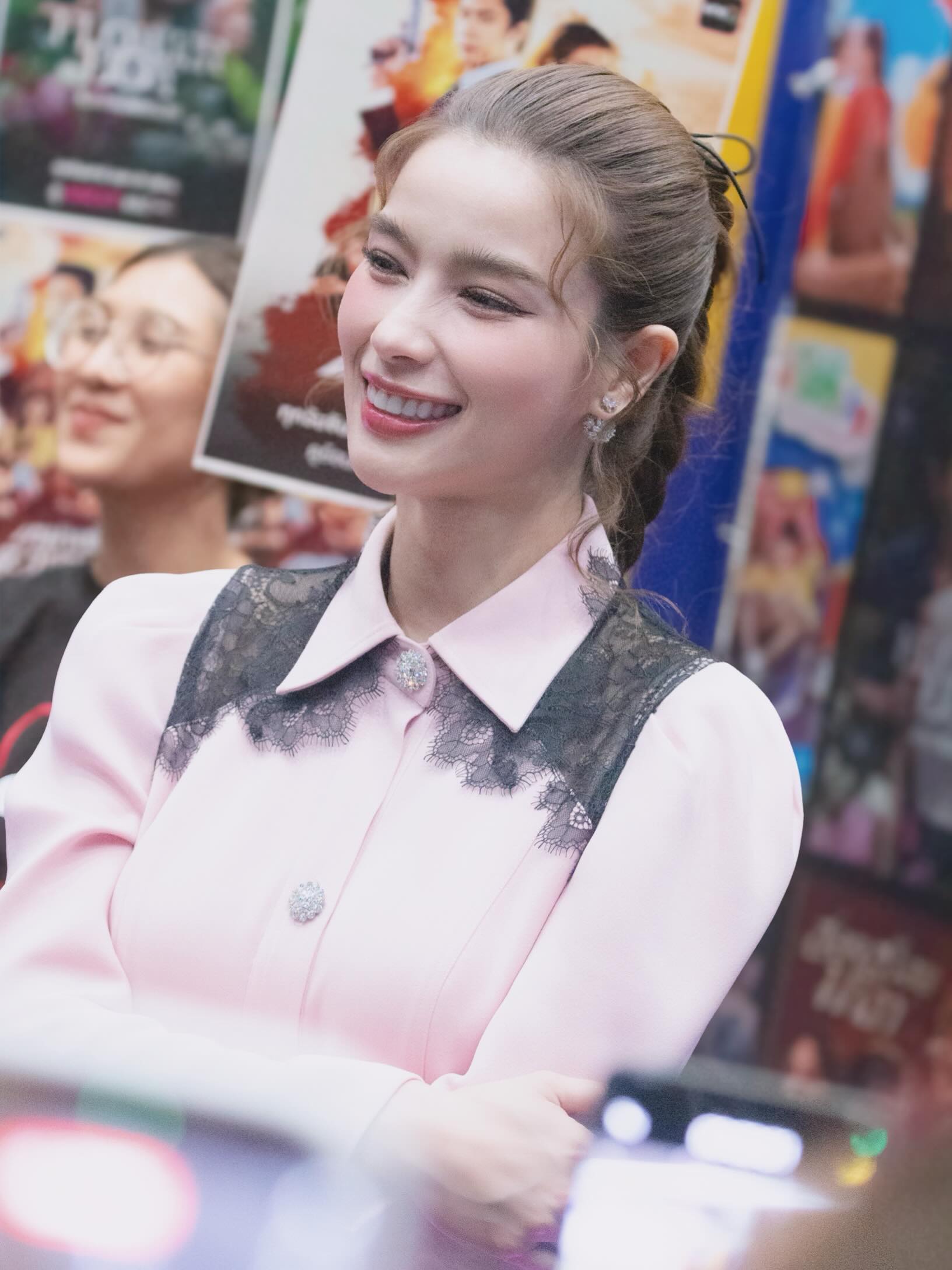 วิว - วรรณรท สนธิไชย