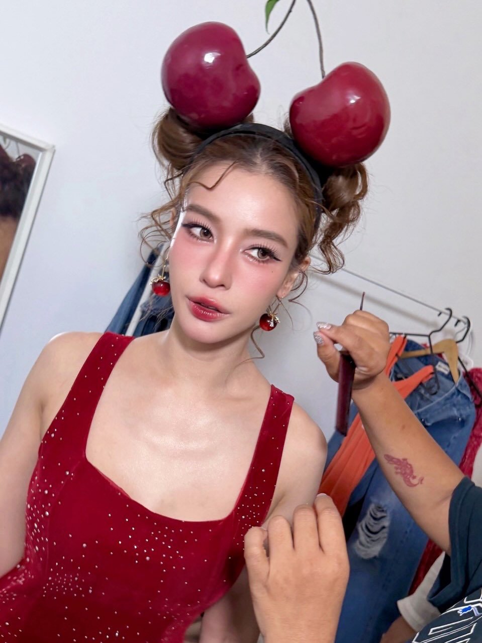 วิว - วรรณรท สนธิไชย