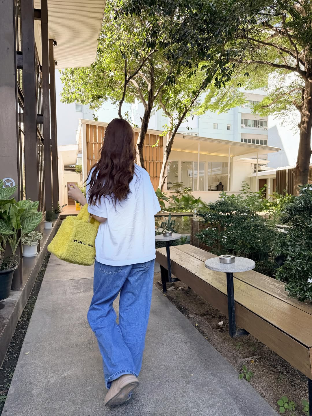 วิว - วรรณรท สนธิไชย