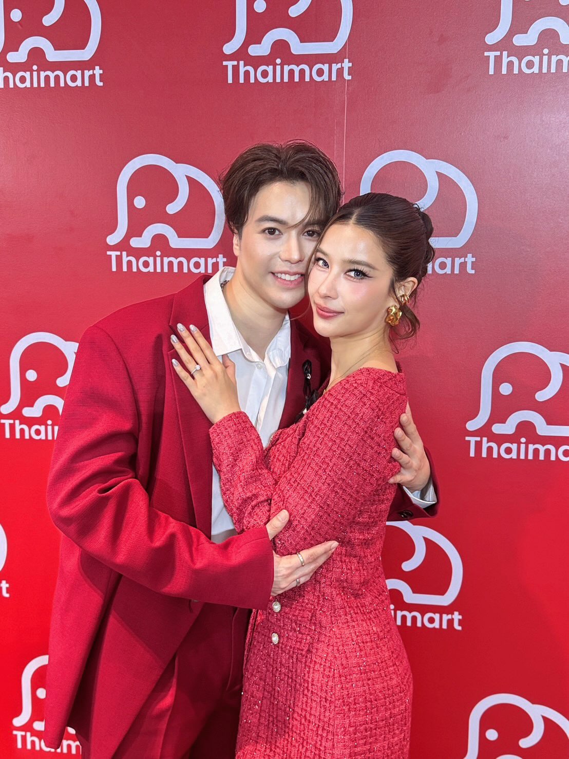 วิว - วรรณรท สนธิไชย