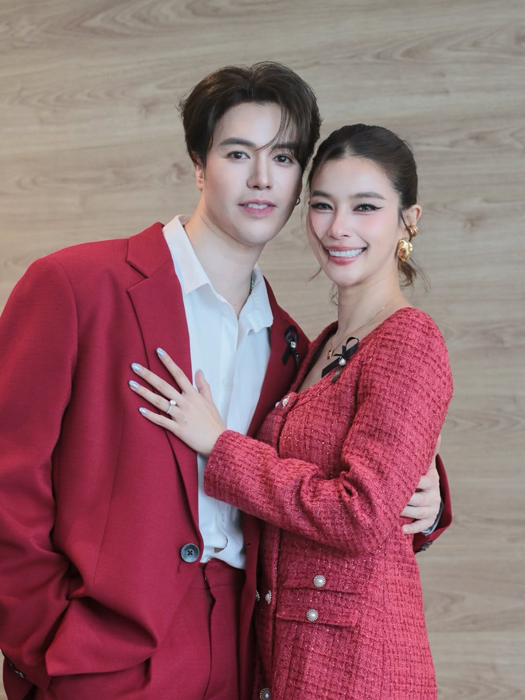 วิว - วรรณรท สนธิไชย