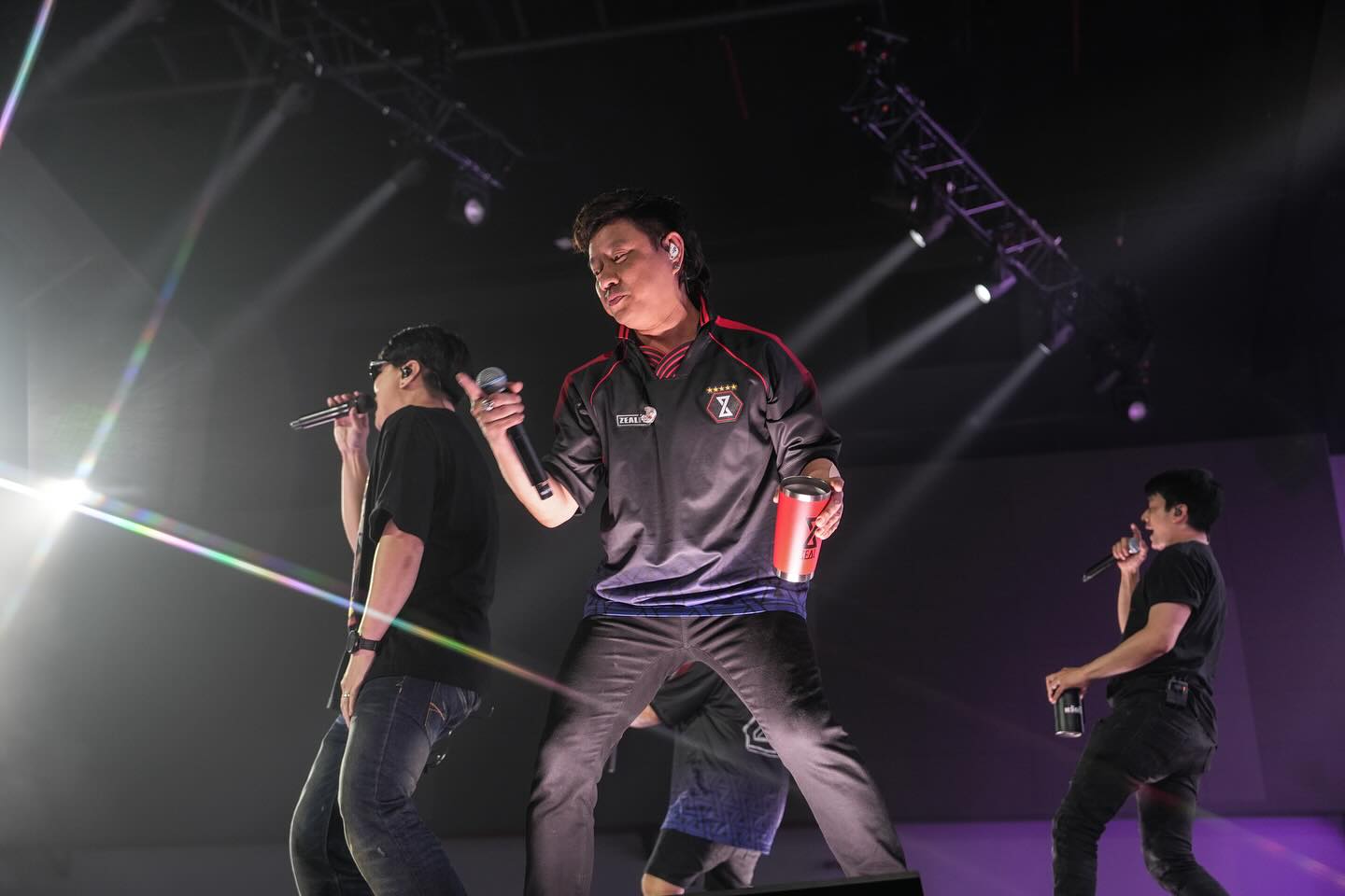 เคน - ปรัชญา มีบำรุง