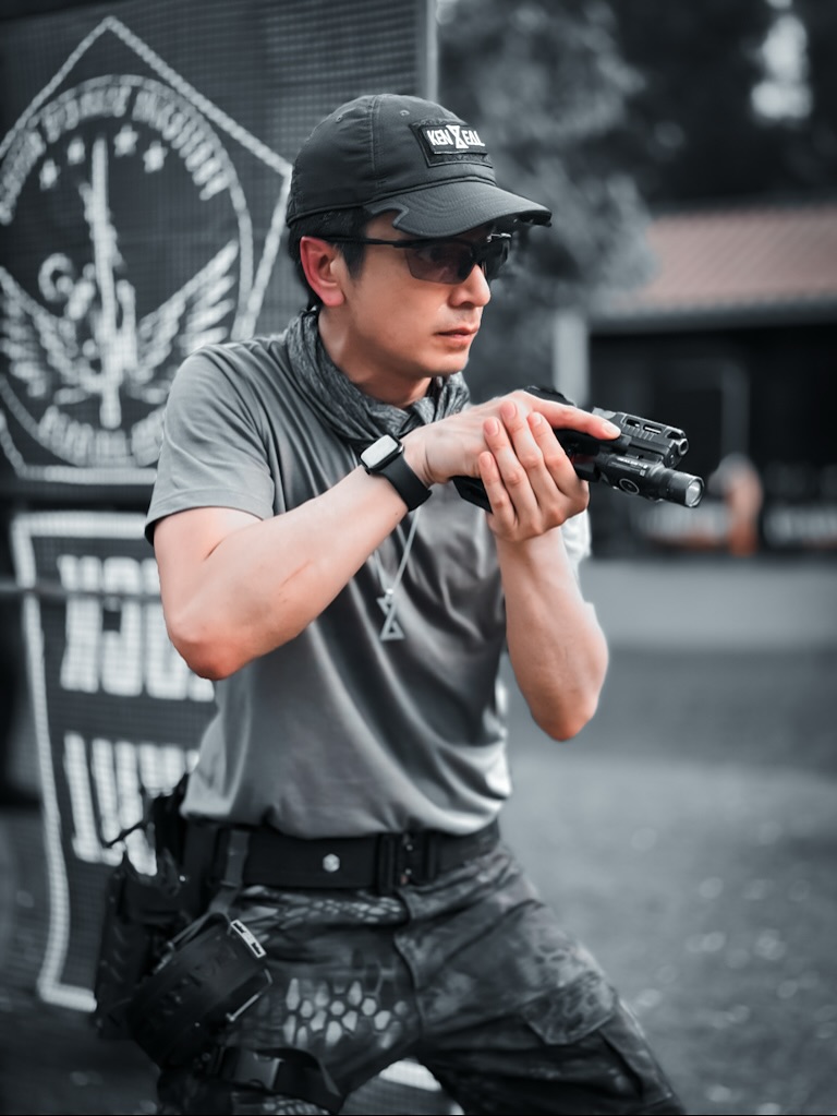 เคน - ปรัชญา มีบำรุง