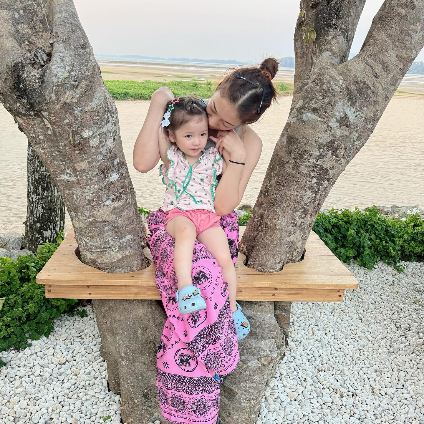 แป้ง - อรจิรา แหลมวิไล