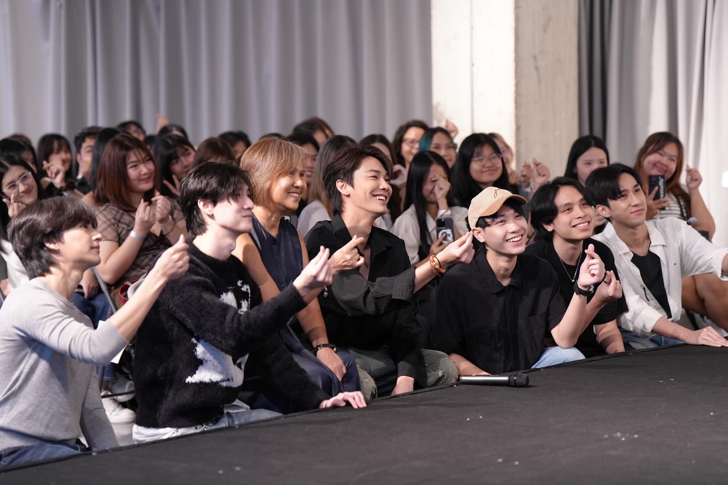 ดิว - จิรวรรตน์ สุทธิวณิชศักดิ์