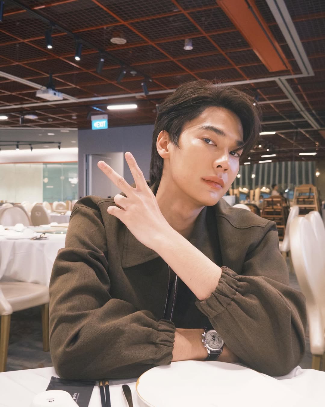 ดิว - จิรวรรตน์ สุทธิวณิชศักดิ์