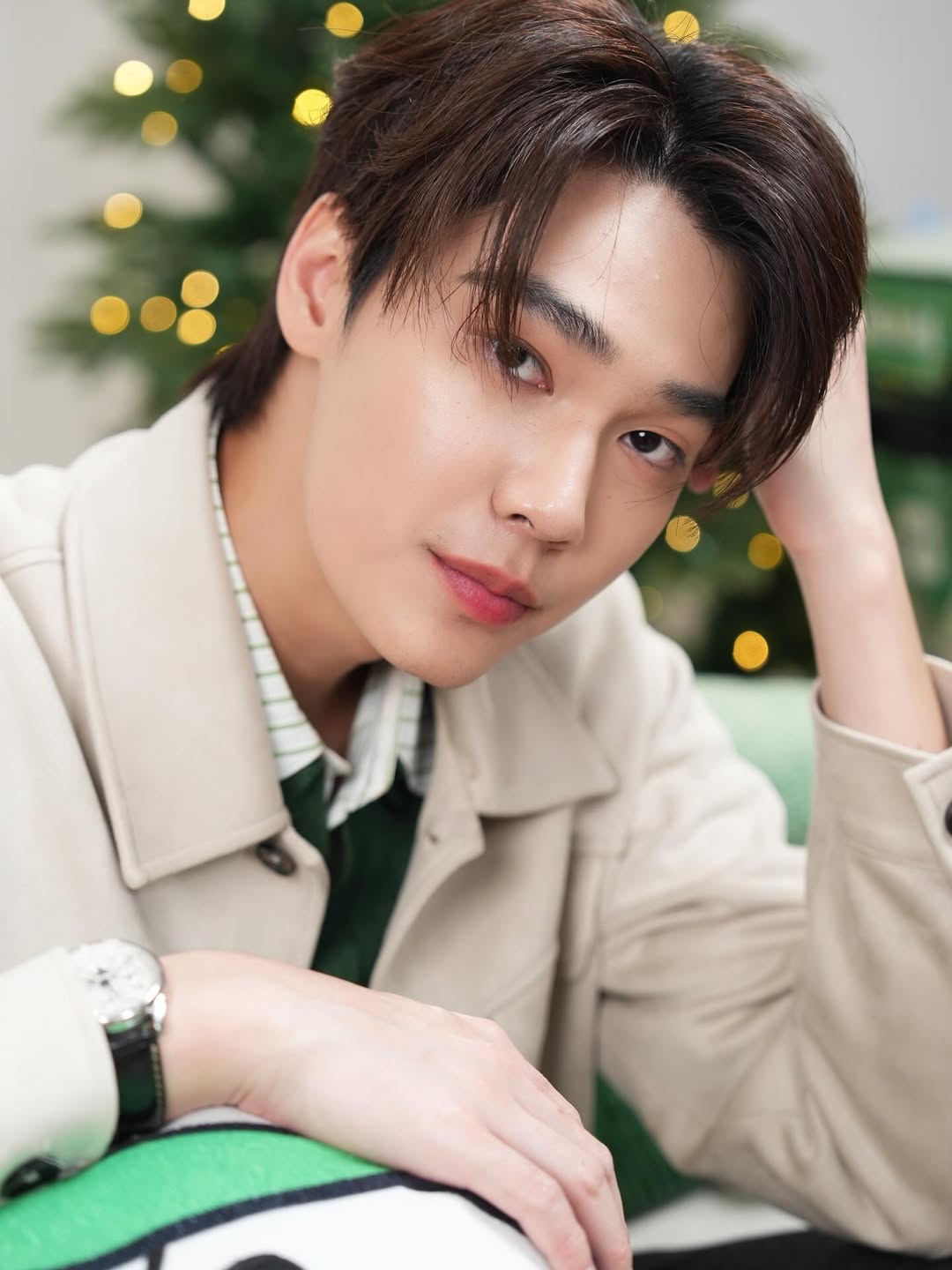 ดิว - จิรวรรตน์ สุทธิวณิชศักดิ์