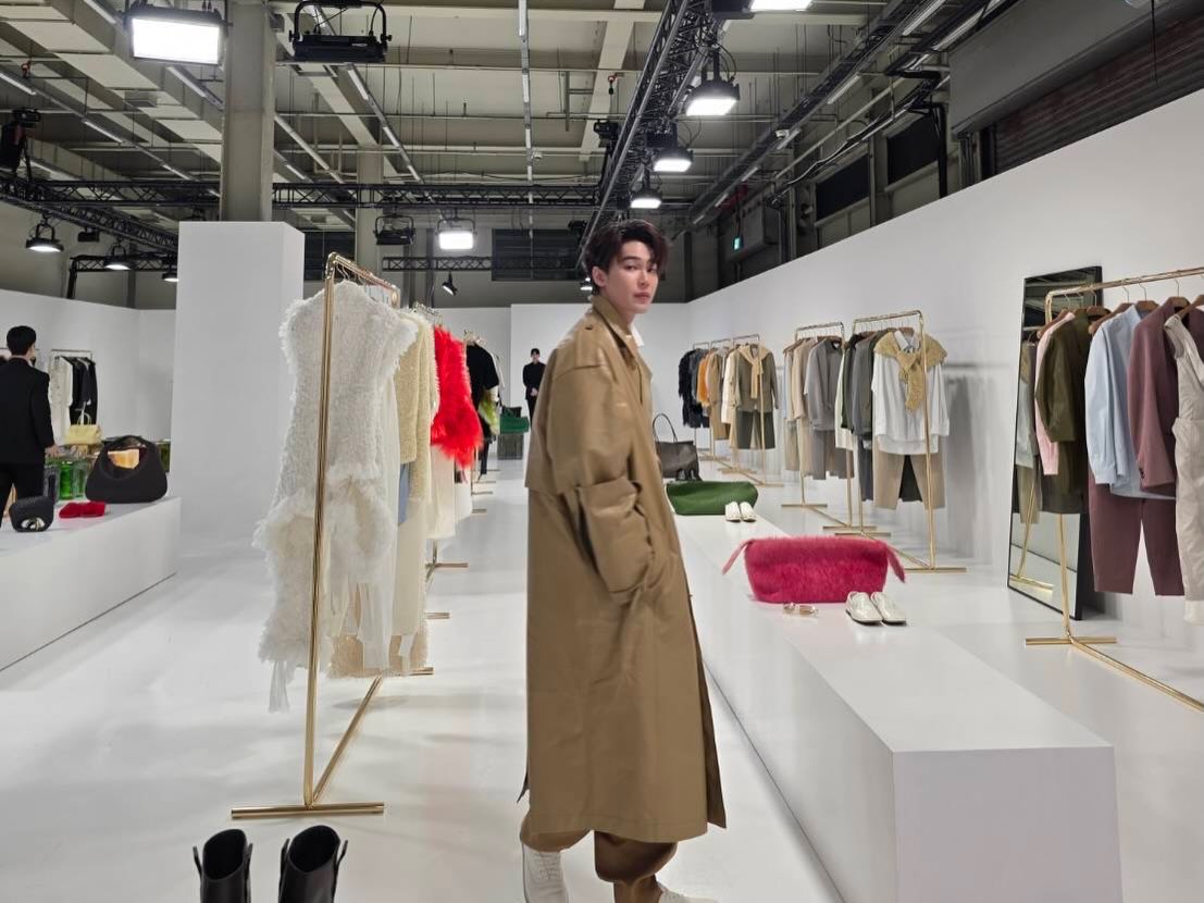 ดิว - จิรวรรตน์ สุทธิวณิชศักดิ์