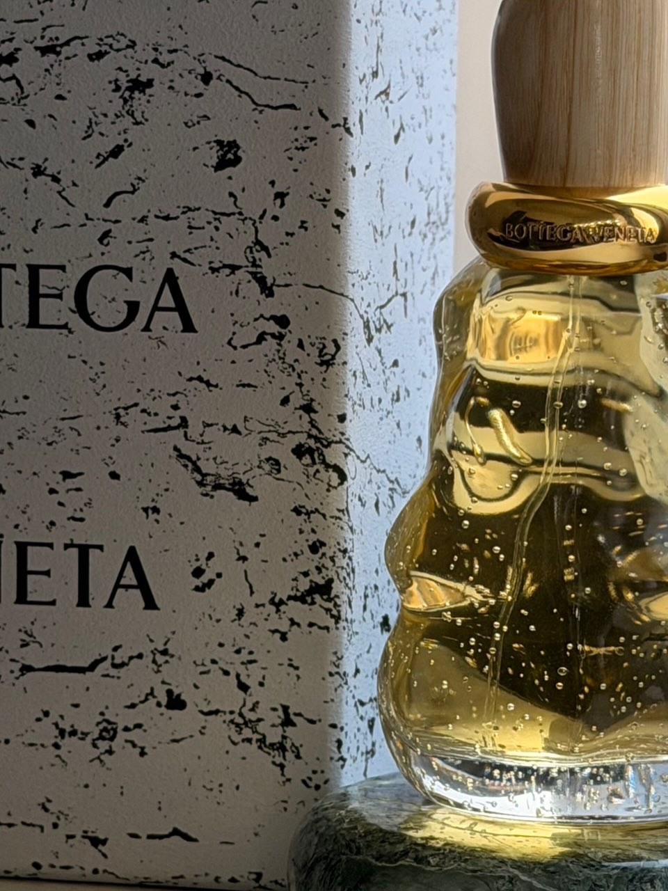 ดิว - จิรวรรตน์ สุทธิวณิชศักดิ์